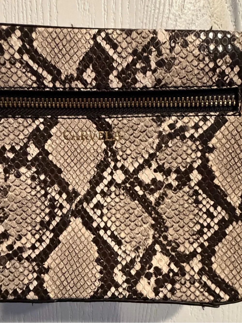 Snake-Print Women’s Crossbody Bag - Neutral